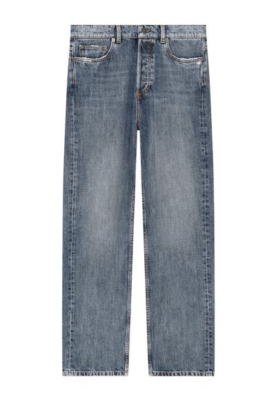 Jeans de mezclilla azul claro con un ajuste holgado, cinco bolsillos, costuras resistentes y un diseño de pierna recta. Presenta un ligero desgastado y detalles clásicos.
