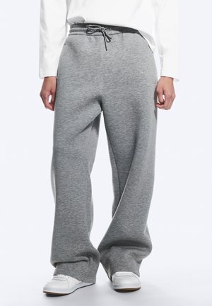 Weekday, - Spodnie treningowe