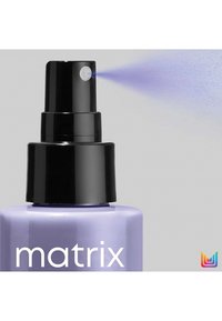 Matrix TONING SPRAY SO SILVER - Lacca
