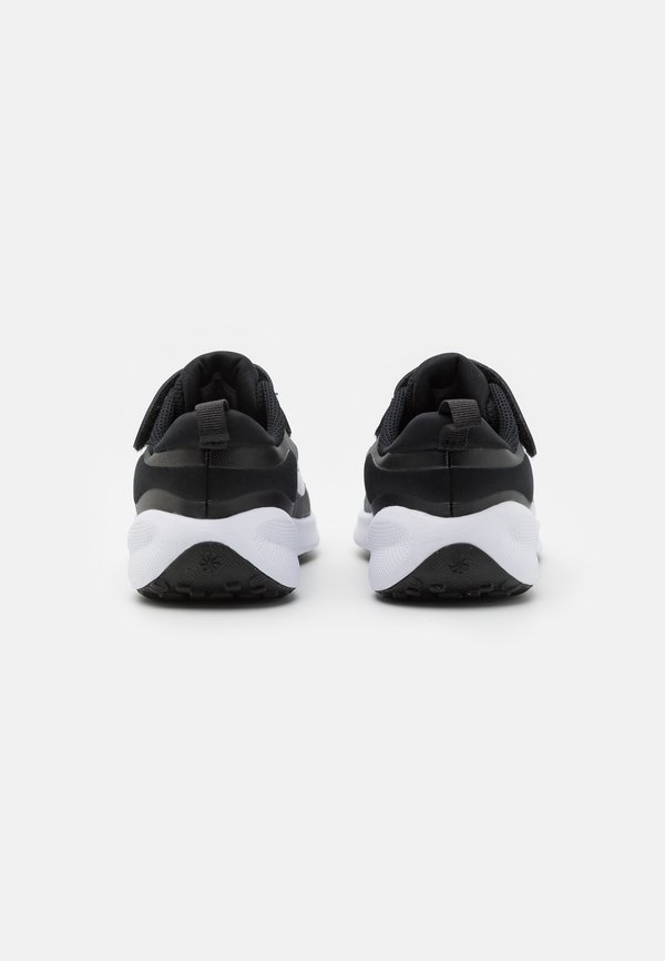 REVOLUTION 7 UNISEX – Laufschuh Straße