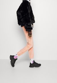 adidas Originals Teplákové kalhoty - beige