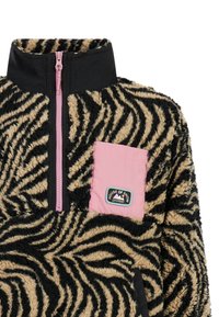 Pullover in pile con motivo zebra, colletto alto, colori nero e beige, dettagli in rosa su zip e tasca, con applicazione di logo.