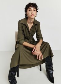 Calliope CON NODO - Abito a camicia - verde militare scuro