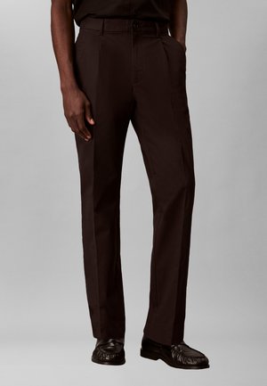 Calvin Klein, PLEATED CHINO - Bukser - black