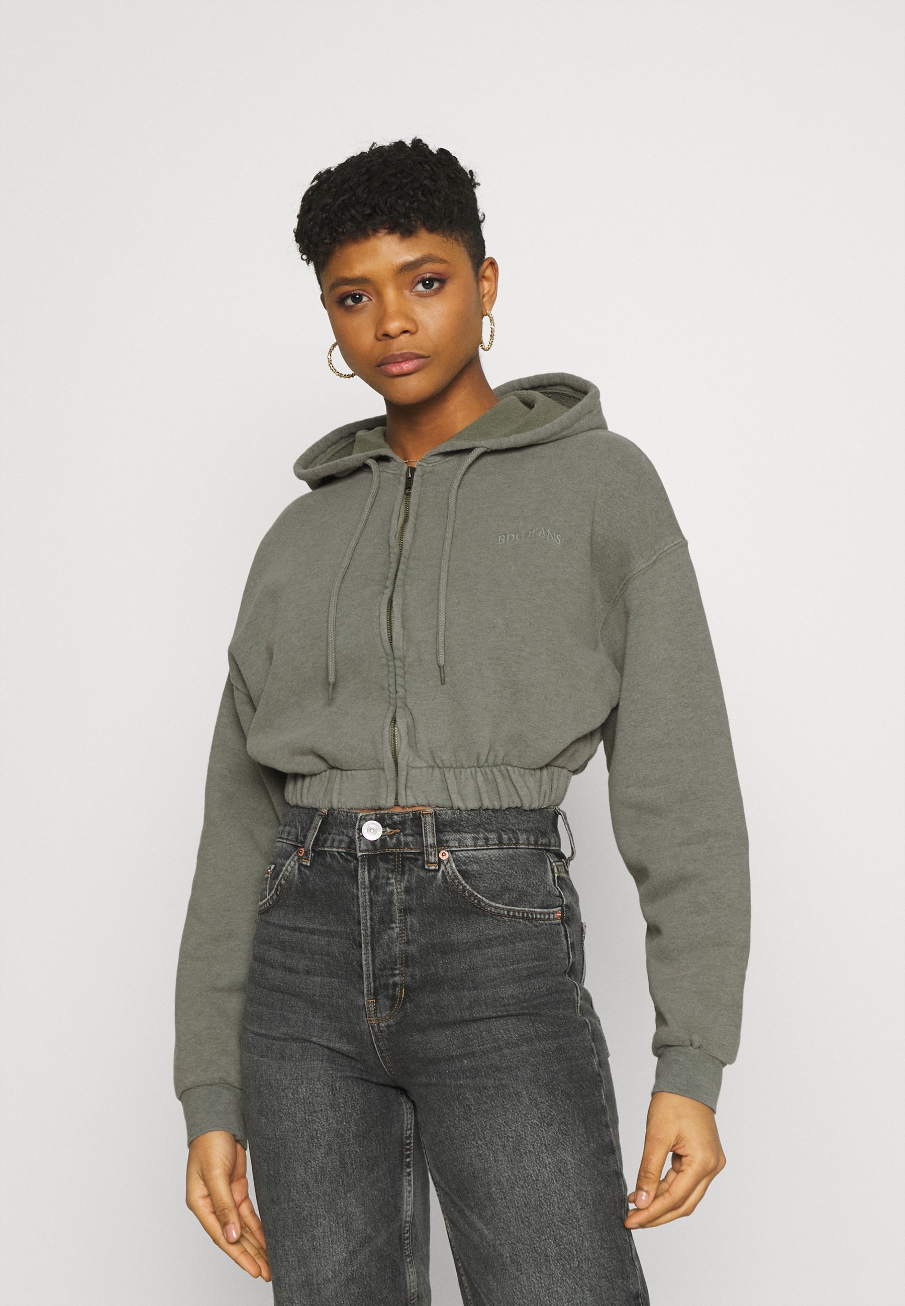 cropped sweatshirt urban outfitters
