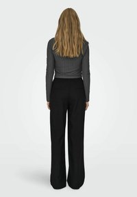 ONLY MIT WEITEM WEITER BEINSCHNITT HOHE TAILLE - Pantaloni - black
