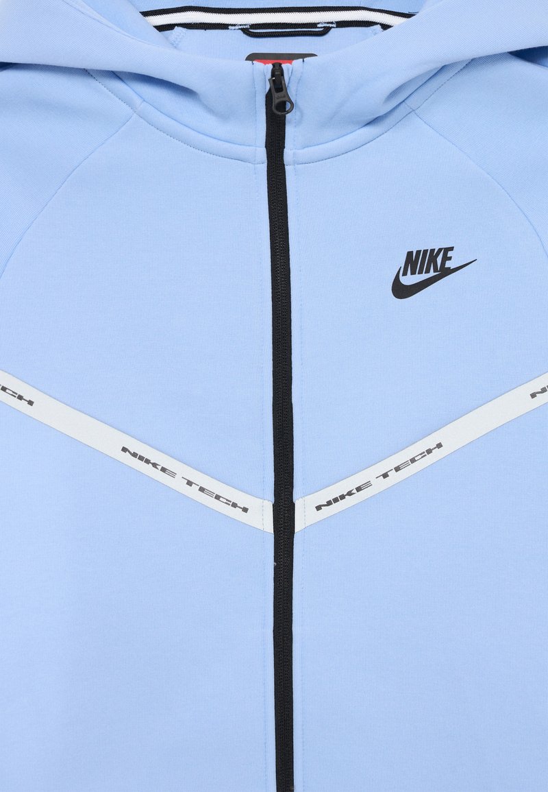 Nike Sportswear REFLECT Zip-up sweatshirt aluminum/black/light