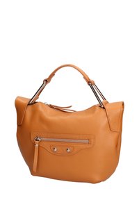 Borsa in pelle di un caldo colore arancione, con tasca frontale con zip, hardware in tonalità argento e manico superiore arrotondato. Finitura testurizzata.