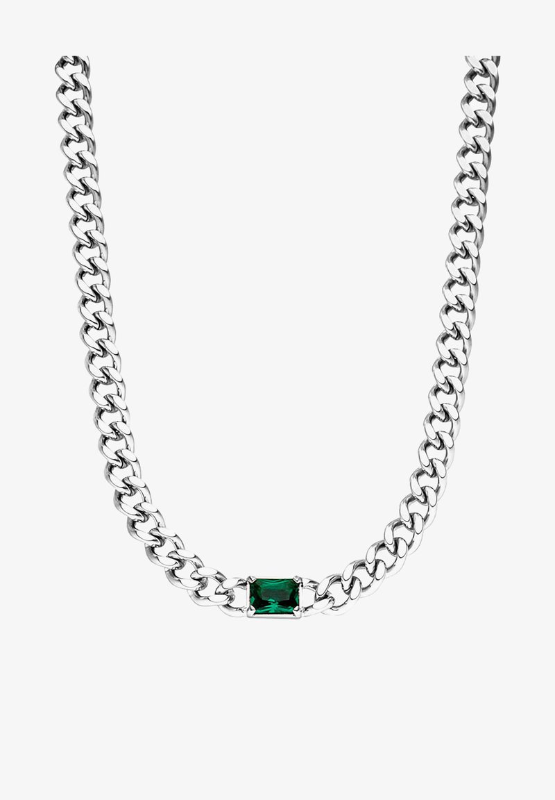 Collier chaîne en argent avec une pierre précieuse verte rectangulaire placée au centre des maillons