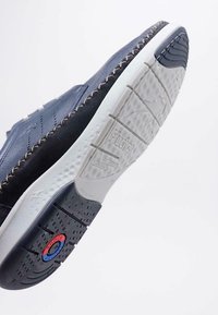 Fluchos Zapatos con cordones - blue