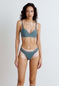 Calvin Klein Underwear COMFORT - Modrček za pod majico - blue performance