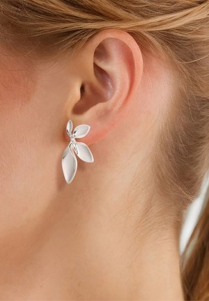 Yokoamii, BLÜTENBLÄTTER - Náušnice - silver-coloured