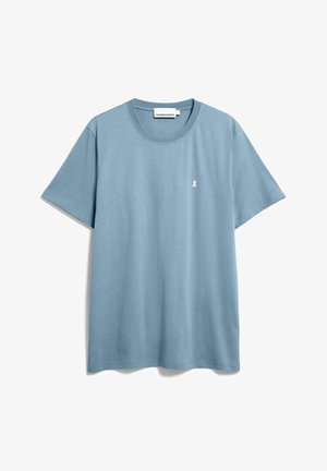 Lichtblauwe T-shirt met korte mouwen gemaakt van zachte stof, met een ronde hals en een klein wit lintlogo op de linkerborst.