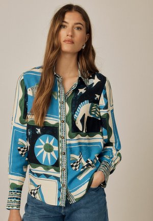 Next, REGULAR FIT - LONG SLEEVE SHIRT - Hemdbluse - blue green abstract print