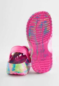 Next REGULAR FIT - Baseino šlepetės - pink neon marble
