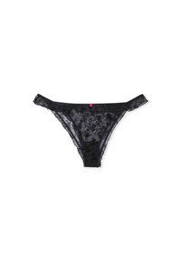Perizoma in pizzo nero con ricami floreali, design trasparente e un dettaglio decorativo rosa sul davanti. Presenta spalline sottili e una texture morbida.