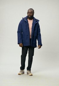 The North Face SARNEN GORE-TEX TRICLIMATE THREE IN ONE - Vandeniui atspari striukė - eagle blue