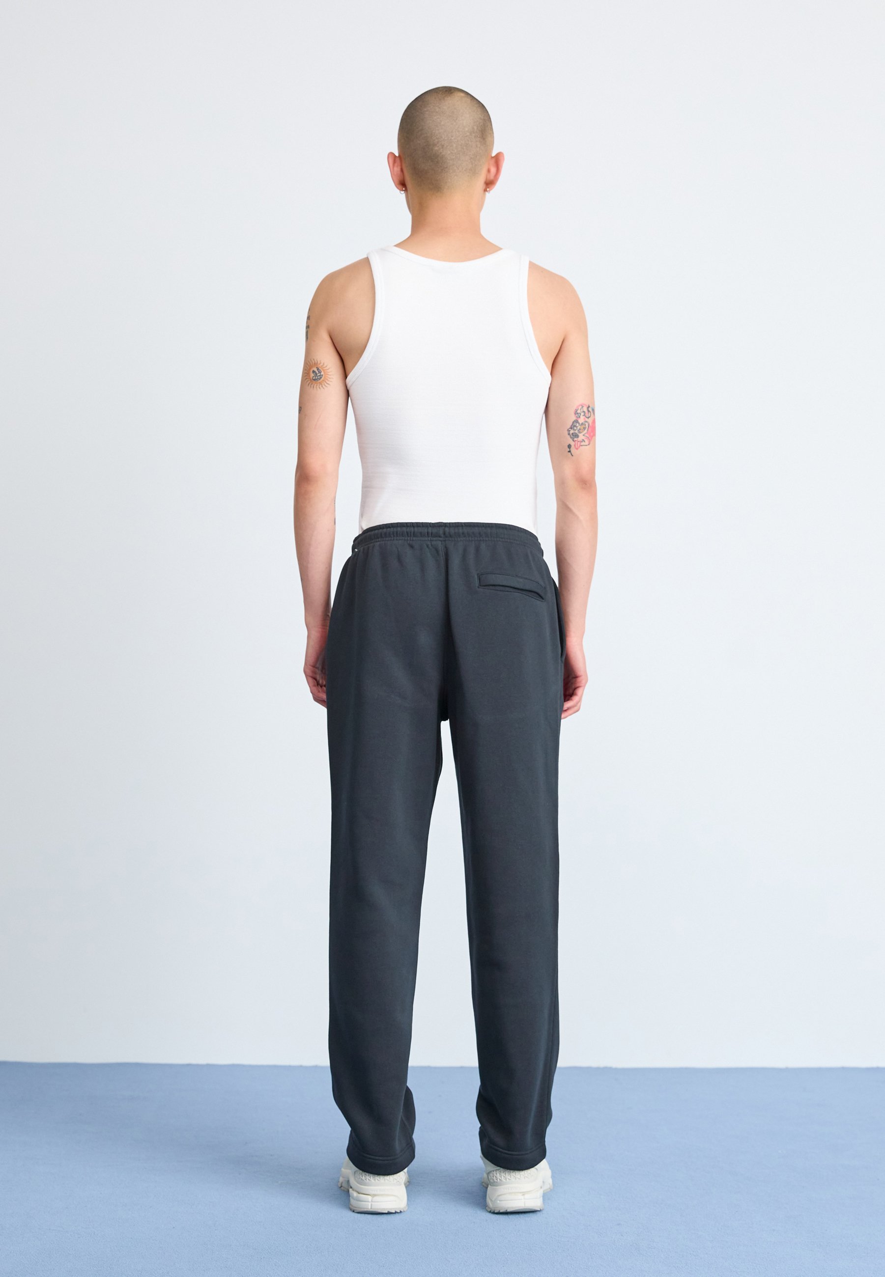 nike sweatpants top and bottom