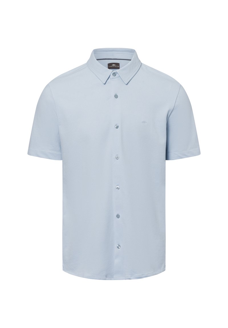 Lichtblauwe kortarmshirt gemaakt van textuurstof, met een puntkraag en een knoopsluiting aan de voorkant met bijpassende knopen.