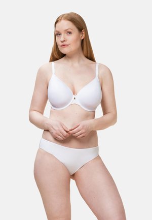 Soutien-gorge blanc sans coutures avec bretelles ajustables et encolure en V. Assorti à une culotte blanche sans coutures. Texture lisse, sans éléments métalliques visibles.