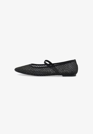 Zwarte platte schoen met een puntige neus, een bovenwerk van gaas met strass-accenten en een dunne band voor een veilige pasvorm. Platte zool.