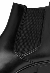 Tamaris Classic ankle boots - black uni