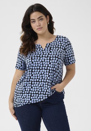 T-shirt à manches courtes avec un décolleté en V, noir avec un motif à carreaux bleu clair, fabriqué dans un tissu doux, avec une coupe décontractée.