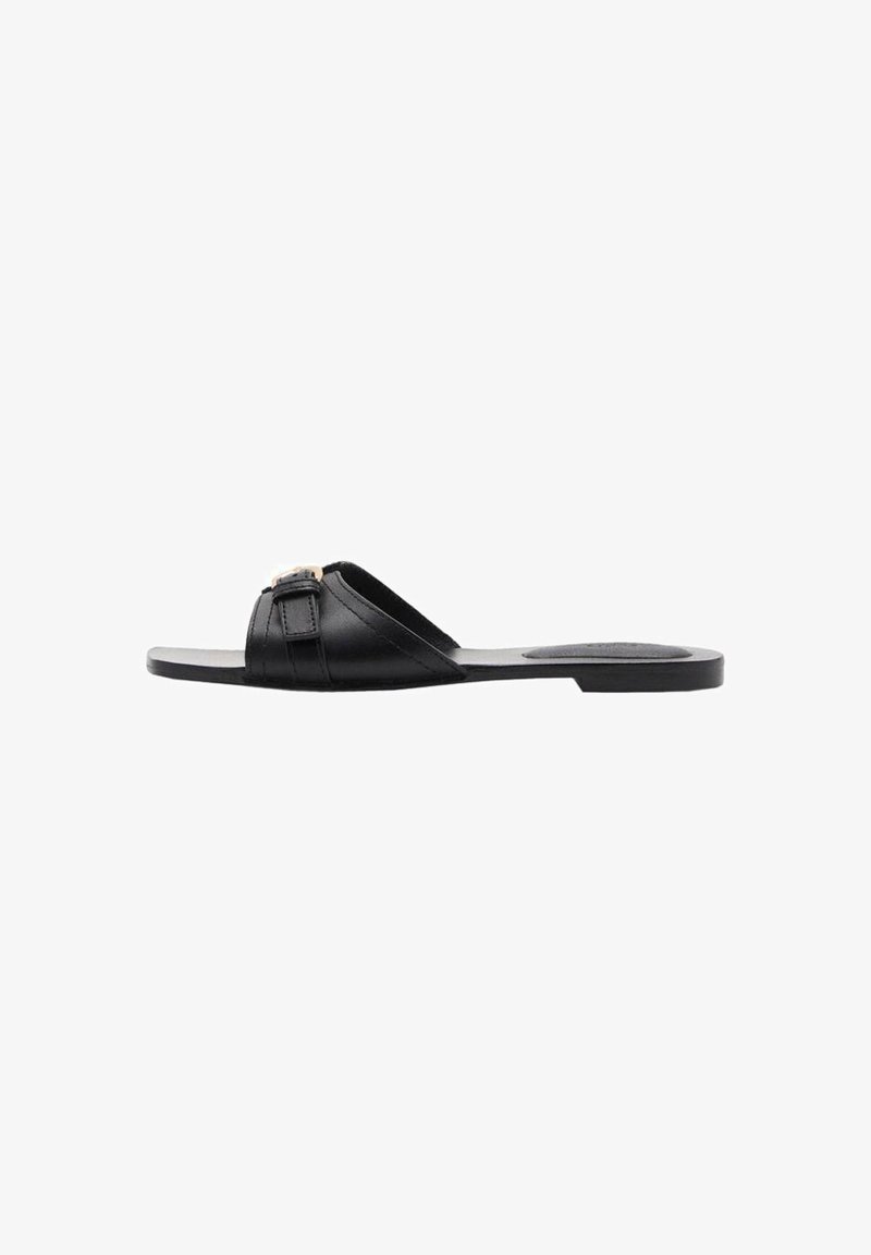 Mango Mules - black