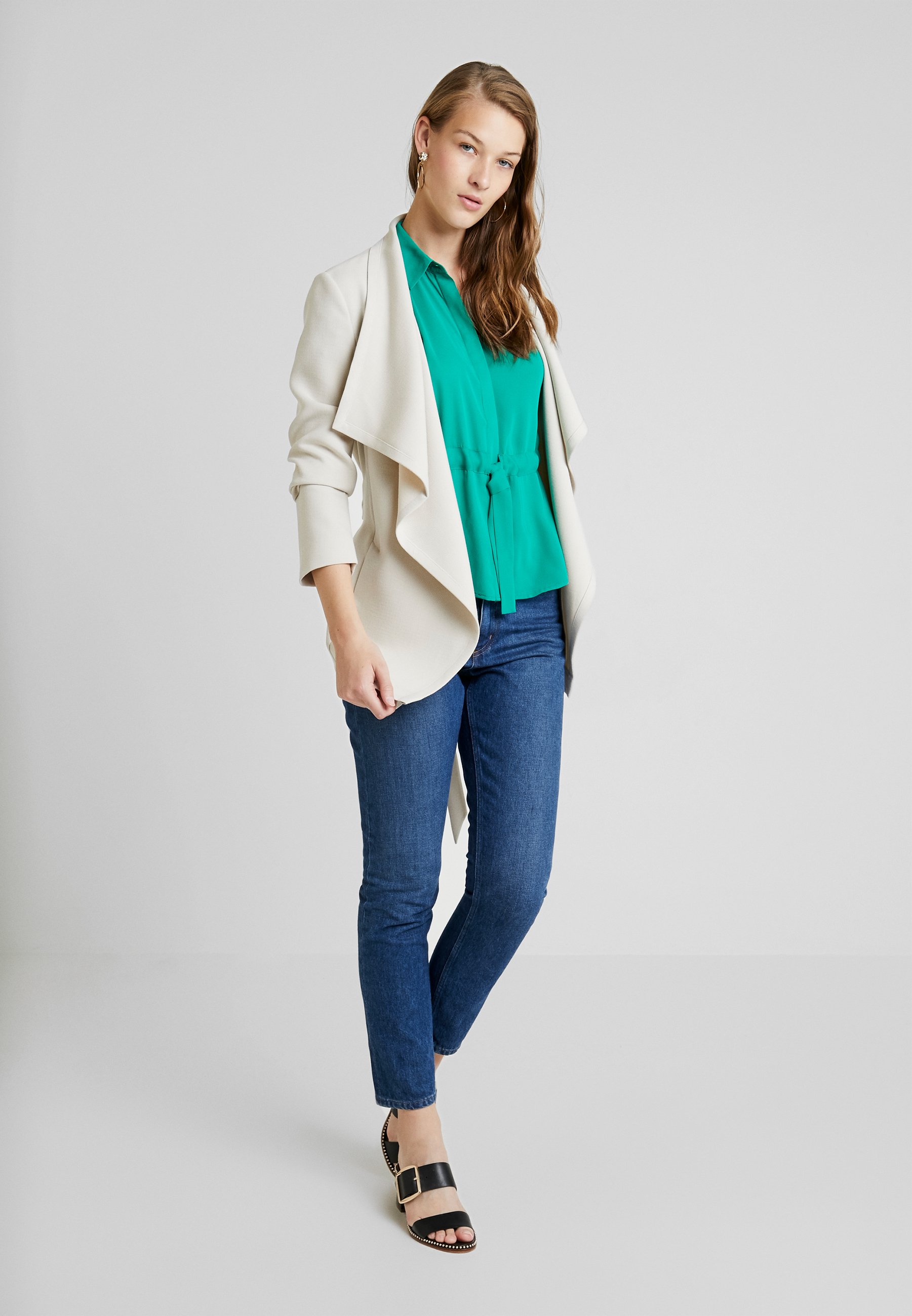 KIOMI Lett jakke off white Zalando.no KIOMI Lett jakke off white Zalando.no