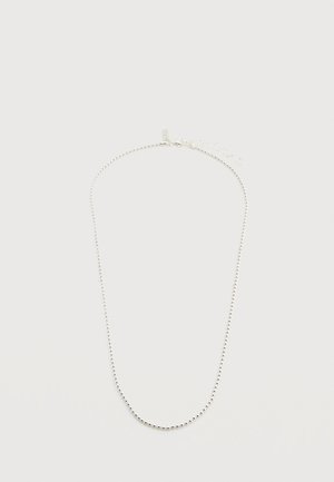 Fijne zilveren ketting met kleine kralen, voorzien van een klein karabijnslotje en verlengketting, op een witte achtergrond.