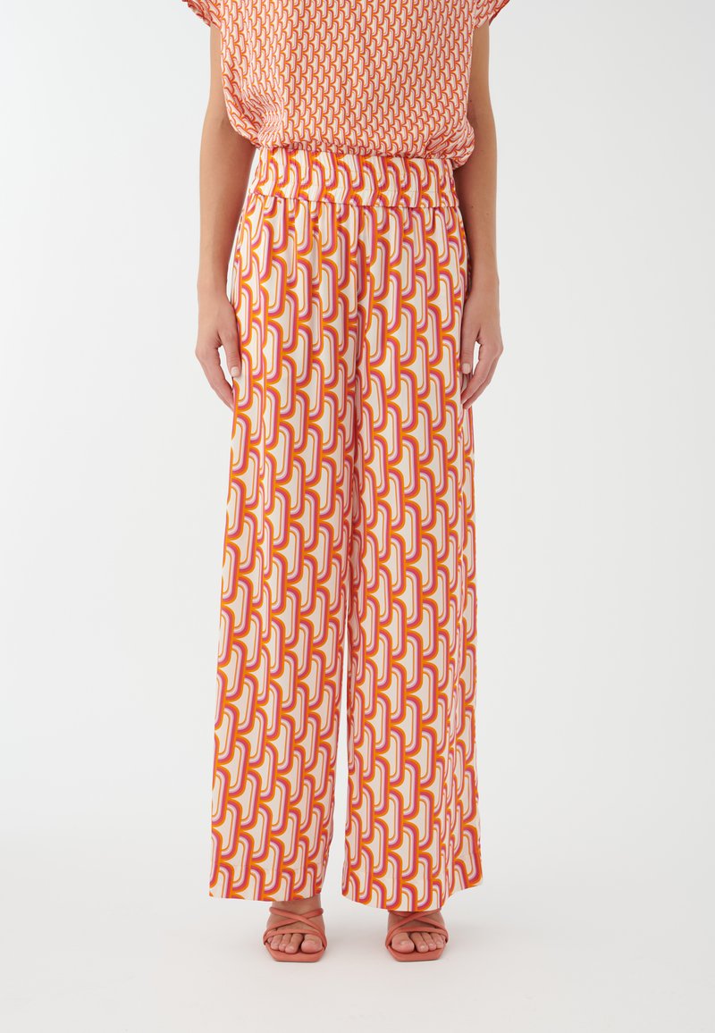 Dea Kudibal MARGO - Pantalon classique - cabanas leche