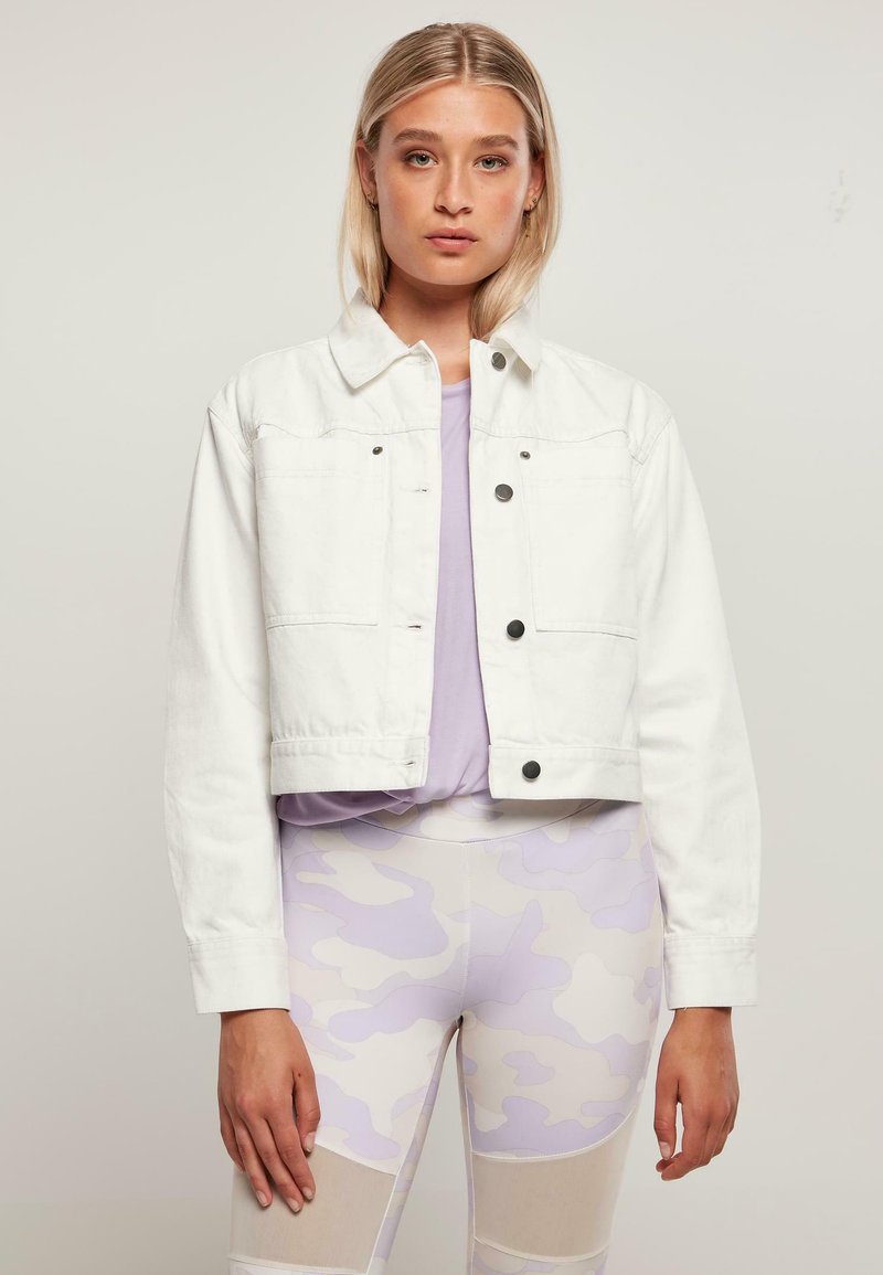 Urban Classics LADIES SHORT BOXY WORKER JACKET - Chaqueta vaquera - white