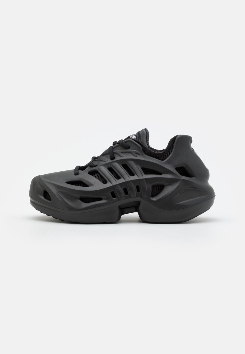 Sneakers low
