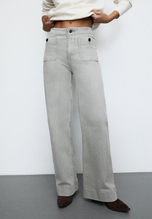D77 - Jean flare - dark grey