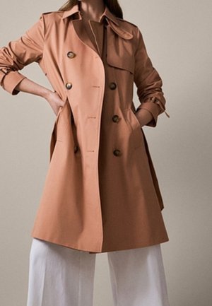 Trenssi - coral