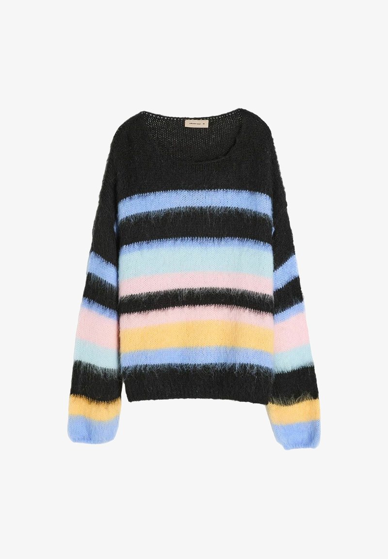 Czarny sweter w paski z poziomymi paskami w jasnym niebieskim, różowym i żółtym kolorze. Miękka, puszysta struktura, okrągły dekolt i długie rękawy.
