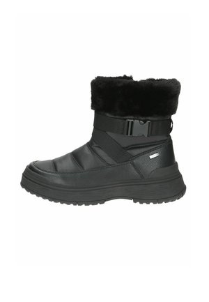Botte noire imperméable avec un col en fourrure douce. Présente un dessus en cuir texturé, une sangle ajustable et une semelle en caoutchouc épaisse pour une meilleure adhérence.