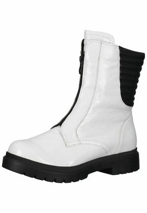 Classic ankle boots - white naplak c 108