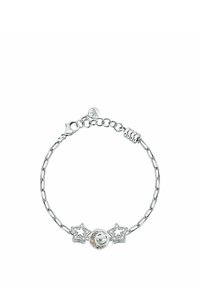 Braccialetto in argento con due accenti a forma di stella e un ciondolo circolare con una stella, impreziosito da pietre chiare e marroni.