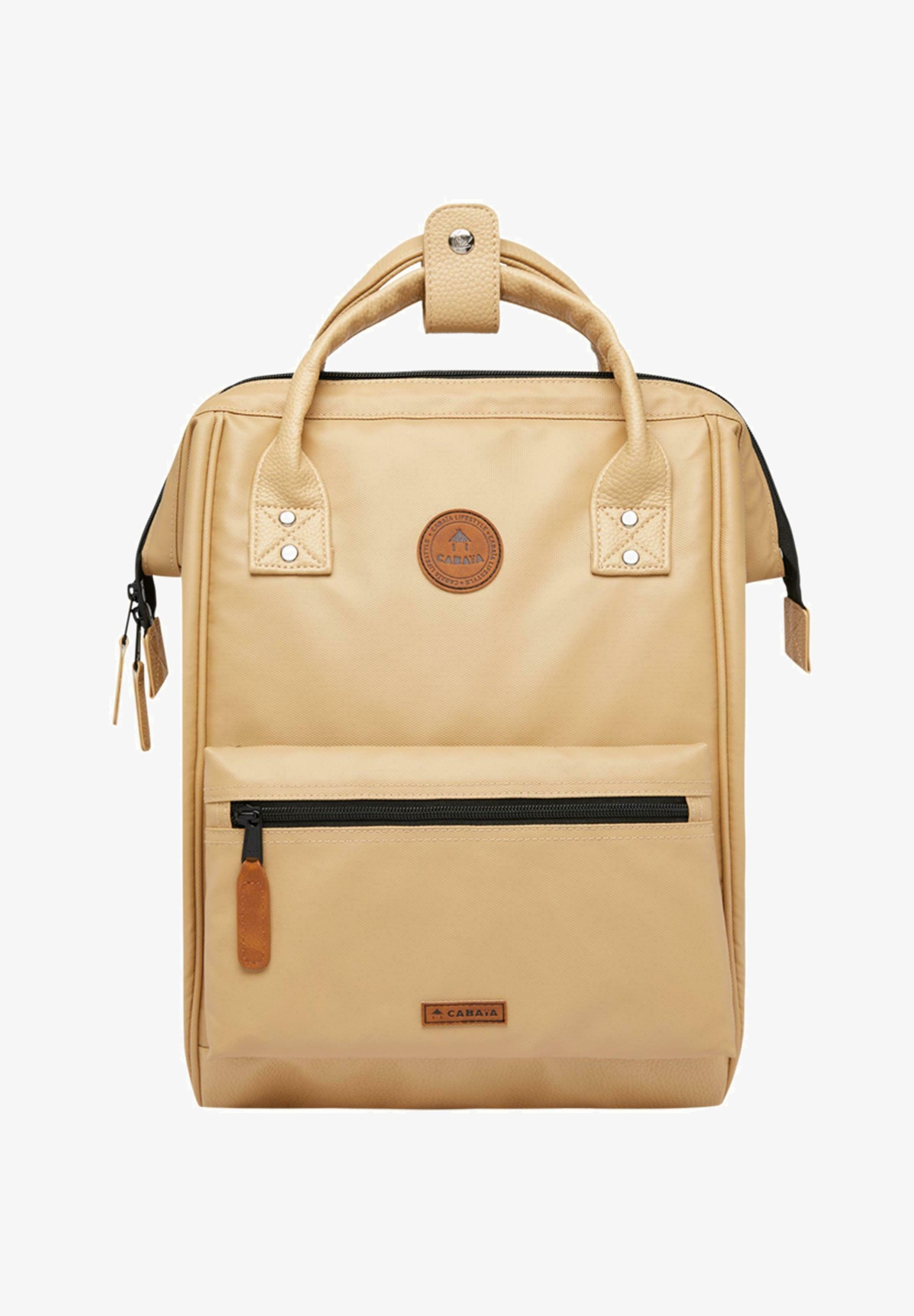 Cabaia Adventurer Small Sumatra - Zaino Cammello 12L, Con 2 Tasche Frontali Intercambiabili, Scomparto Laptop 10.5", Unico