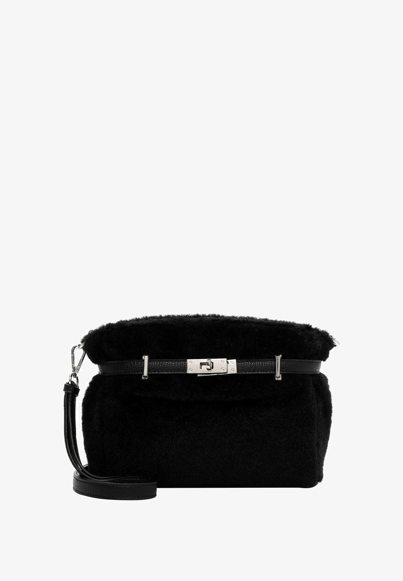 Sac à main noir avec une texture douce et duveteuse. Il dispose d'une bandoulière en cuir et d'une fermeture métallique avec un accent en ceinture. Forme rectangulaire compacte.