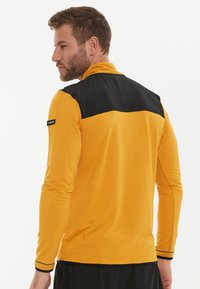 Endurance MIDLAYER - Longsleeve - golden yellow