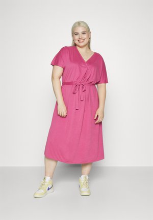 ONLY Carmakoma CARSHEBA LIFE  - Hverdagskjole - red violet