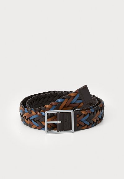 Woven belt in black, brown, and blue leather. Features a metal buckle and a textured, braided design with a smooth finish.