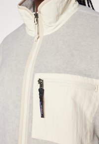 Patagonia Fliisjakk - oatmeal heather/natural