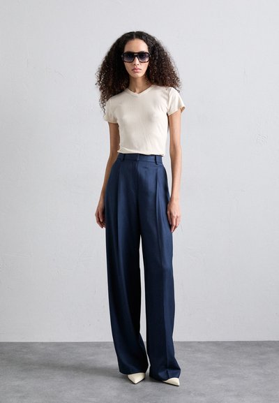 FILIPPA K - Woman - Beige - T-shirt