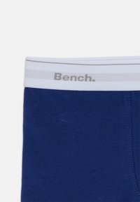 Bench 5 PACK - Shorty - blau