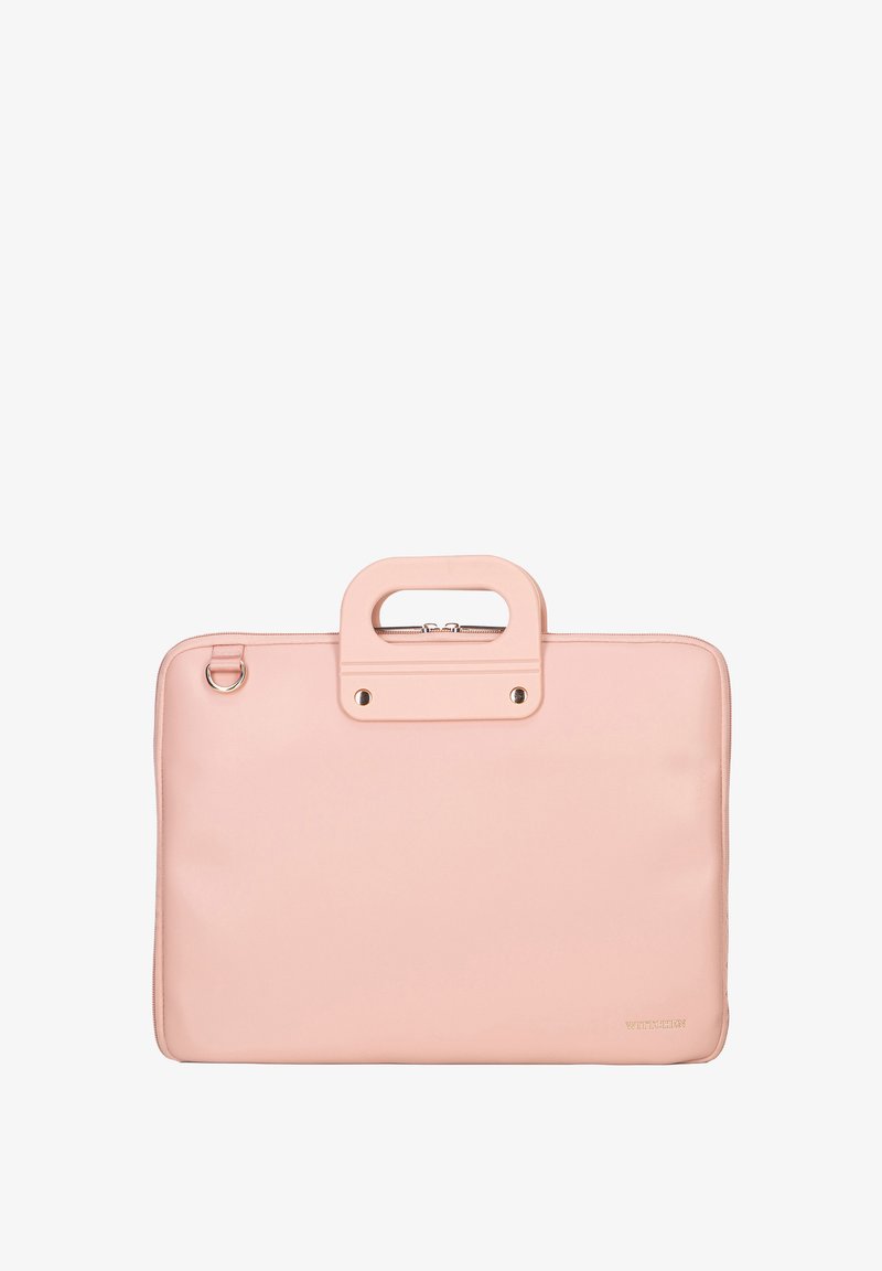 Rosa Laptop-Tasche aus glattem Leder, mit einem oberen Griff, Reißverschluss und metallischen Hardware-Akzenten. Sauberes, rechteckiges Design.