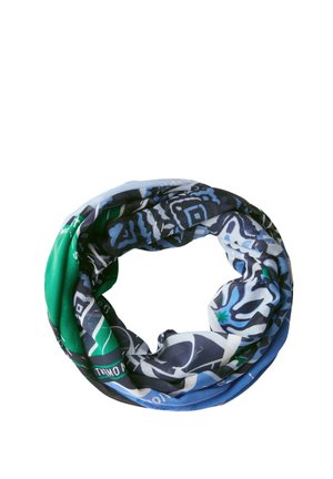 Vícebarevný šál s geometrickými vzory a abstraktními designy. Vyroben z lehké tkaniny s hladkou texturou. Kulatý, styl infinity.