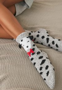 Next COSY IN BOX - REGULAR FIT - Ponožky - dalmatian